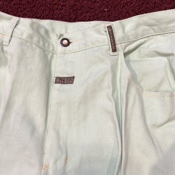 Mens Wicked lime green jean shorts size 36 NWOT ! - Picture 3 of 6